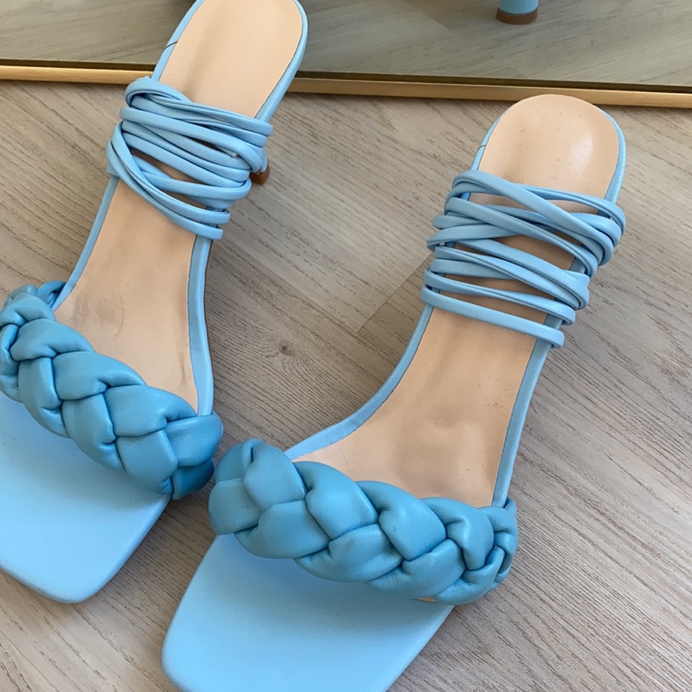 New Braided Heels - Picture 2 of 4